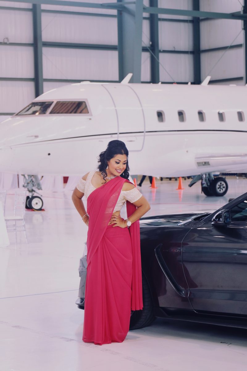 How to wear a saree for short girls - 10 pro tips for short girls